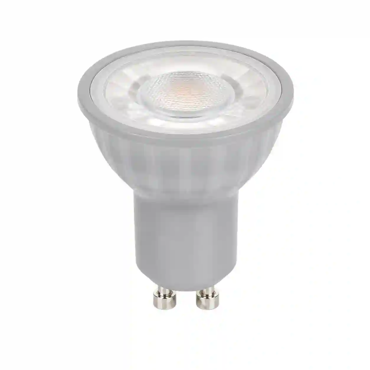 LED žárovka GU10 s reflektorovým tělem izolovaná na bílém pozadí